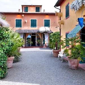 Fattoria Santa Lucia Borgo Cantina , San Gervasio (Pisa) Italia