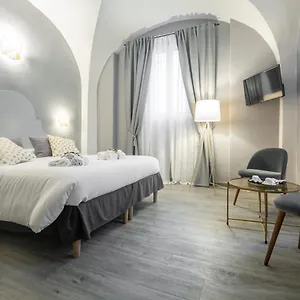 La Lu Cozy 3*, Pisa Italia